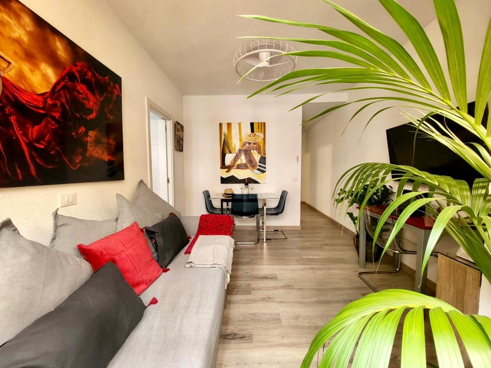 2 Bedrooms Flat 50 Mts Away From Las Canteras Beach ลาสปัลมาส เด กรานคานาเรีย ภายนอก รูปภาพ